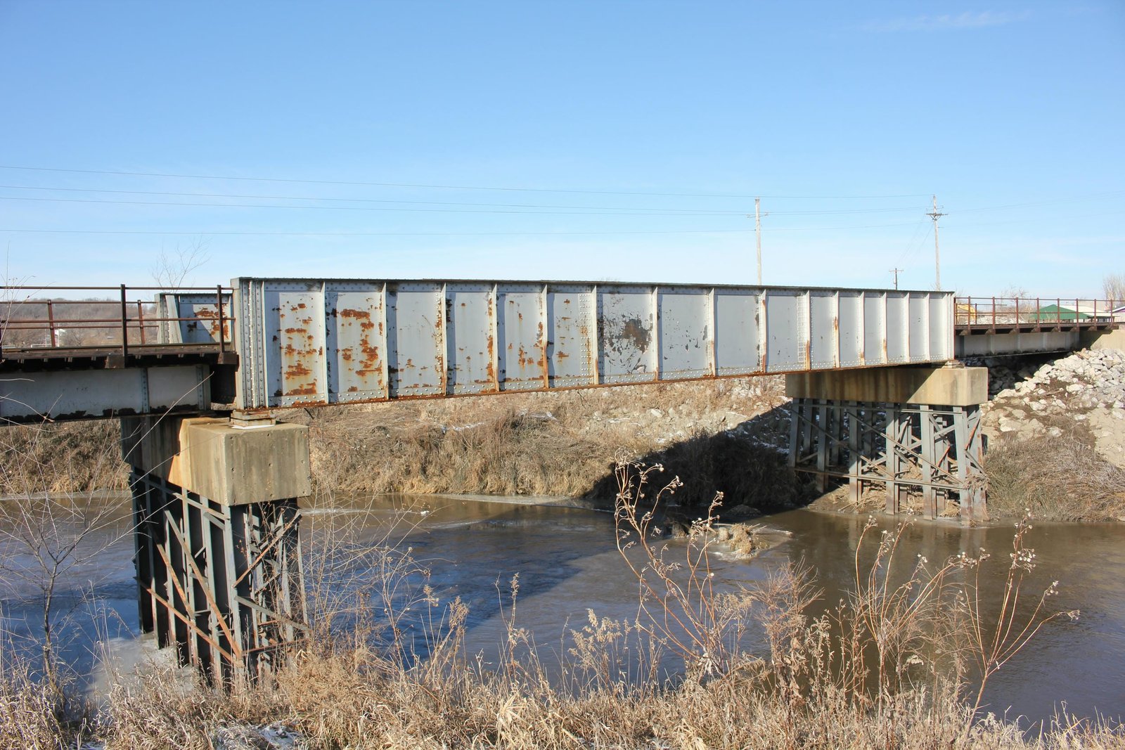 Main span (span #2)